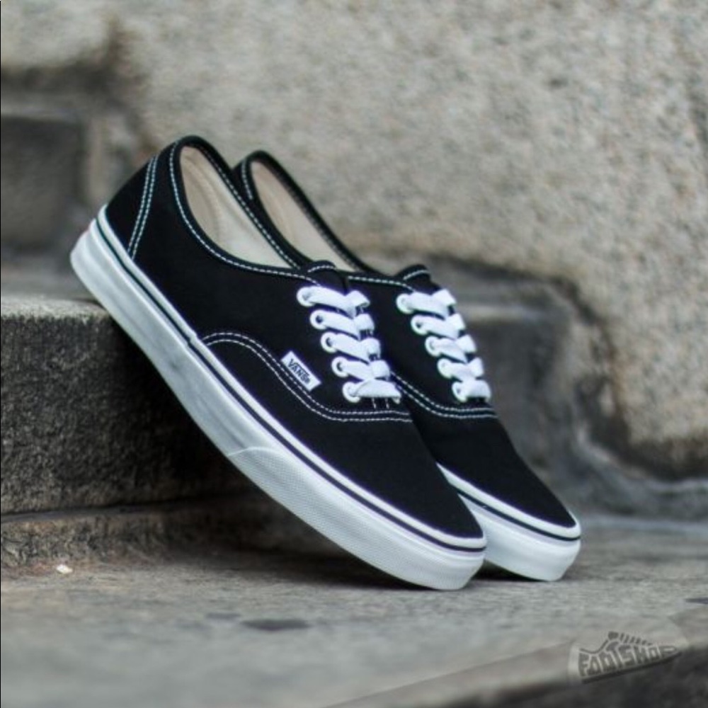 Black & True White Authentic Vans